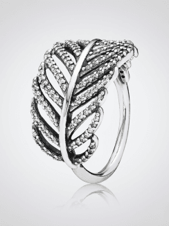 Anillo Ligera como una Pluma