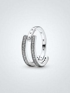 Anillo Doble Banda Logo y Pavé