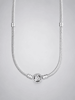 Collar de Cadena de Serpiente con Cierre de Flores
