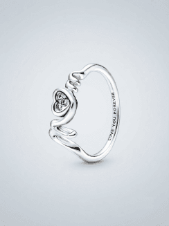 Anillo Mom con Corazón Pavé